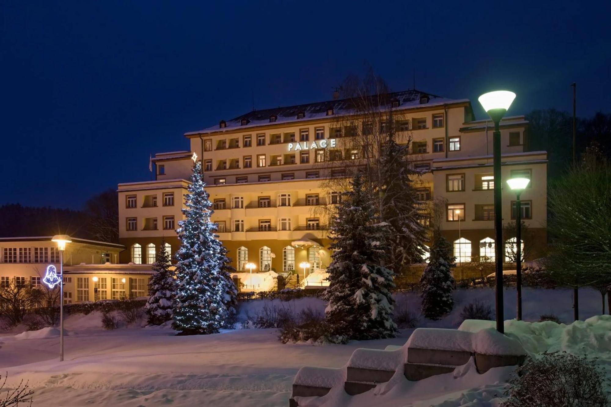 Ferienwohnung Kapsle Luhačovice Exterior foto